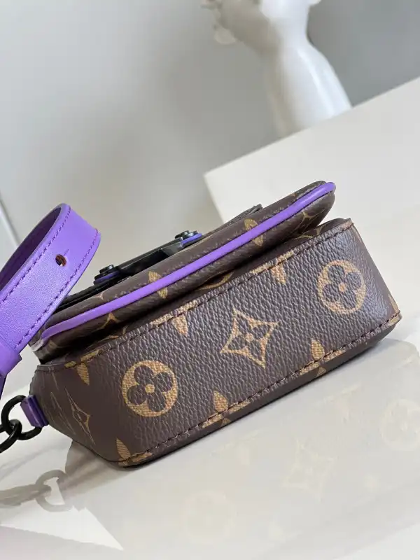 Affordable LOUIS VUITTON S-LOCK VERTICAL WEARABLE WALLET 0125